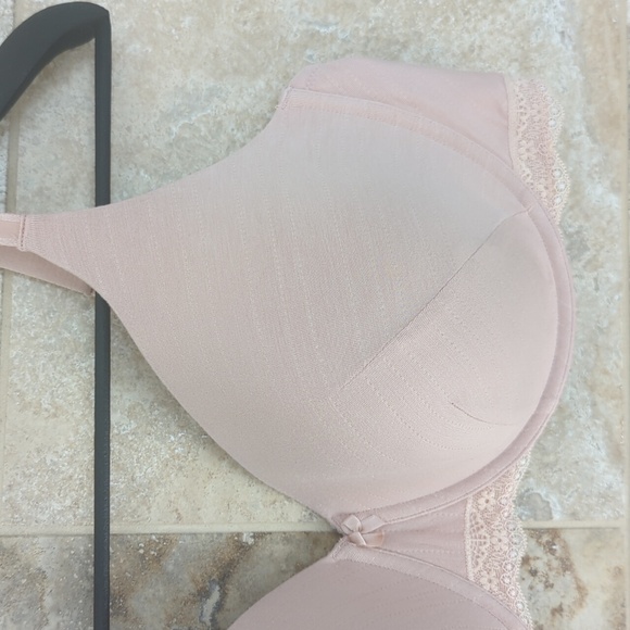 44DD Nude Adore Me Bra Minimalist Simple Basic - Picture 4 of 10